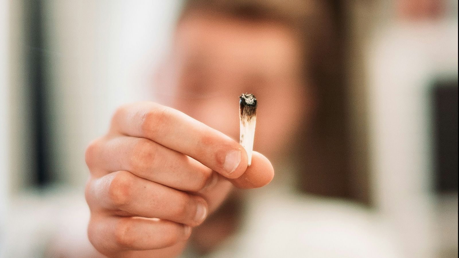 Lifestyle factors affecting male fertility including substances, heat, and environmental chemicals